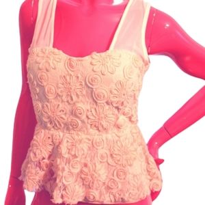 Love Culture Floral Sleeveless Embroidered Peplum Top Cutout Back Size Medium
